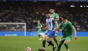 El Depor iguala su peor registro goleador en Riazor, como en la liga 2013-14, la del ascenso con Vázquez