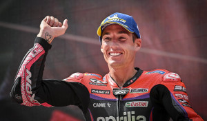 Aleix Espargaró, Pedro Acosta y Deniz Öncü dominan la jornada