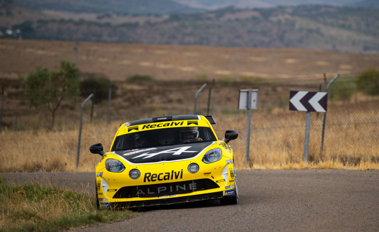 Jorge Cagiao se impone a Álvaro Muñiz en el Rallye de la Vendimia