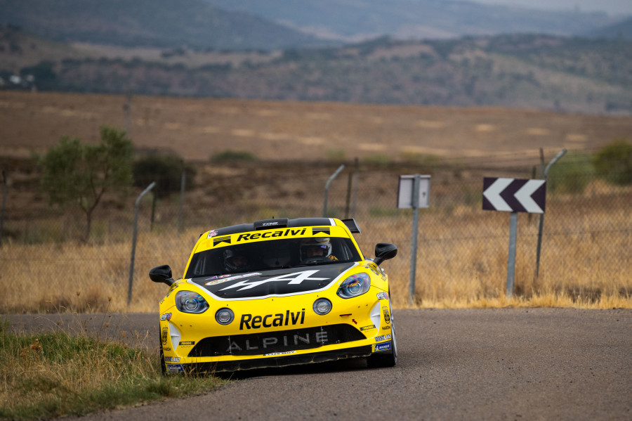 Jorge Cagiao se impone a Álvaro Muñiz en el Rallye de la Vendimia