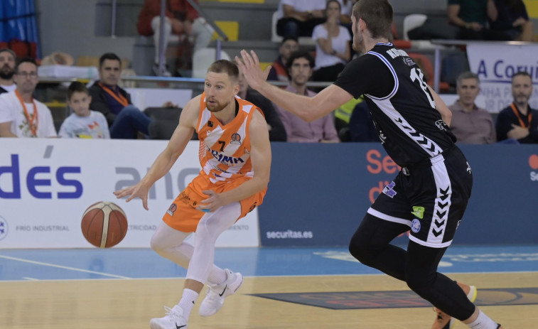 El Leyma sobrevive a la expulsión de Jakovics y el bombardeo de Alicante (79-74)
