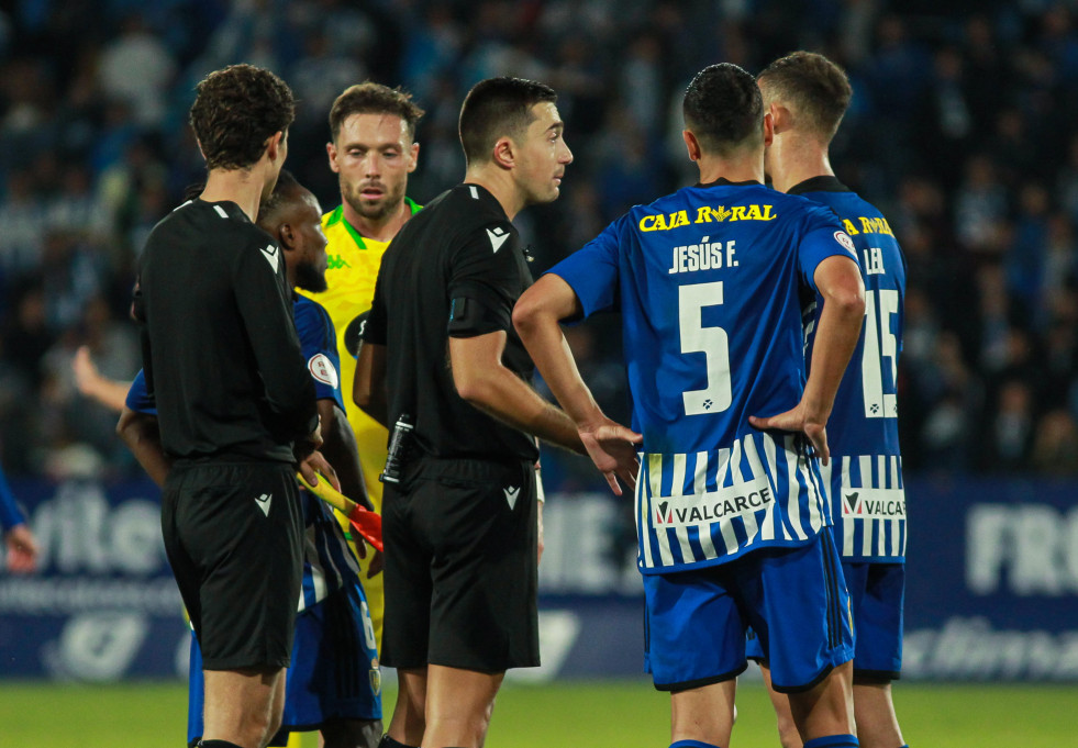 El empate entre la Ponferradina y el Depor, en imágenes
