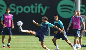 Sergi Roberto, con una lesión en el sóleo, se une a la lista de bajas del Barça