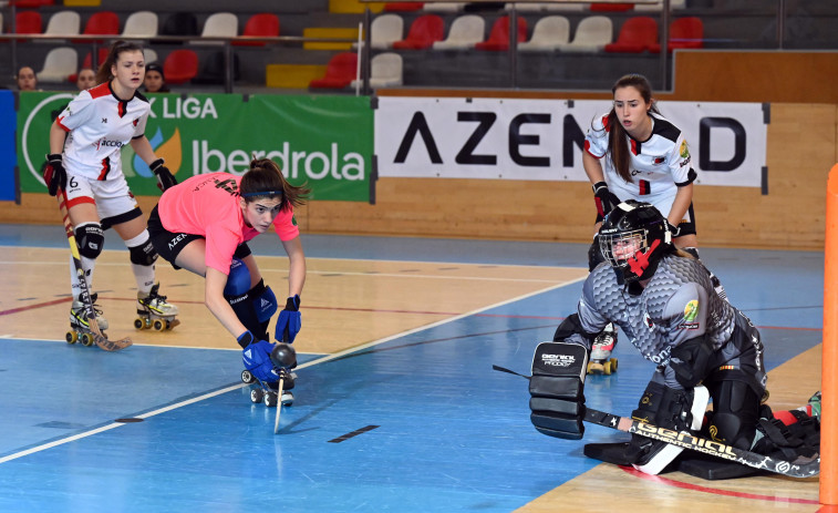 El HC Coruña sufre para seguir invicto en Riazor