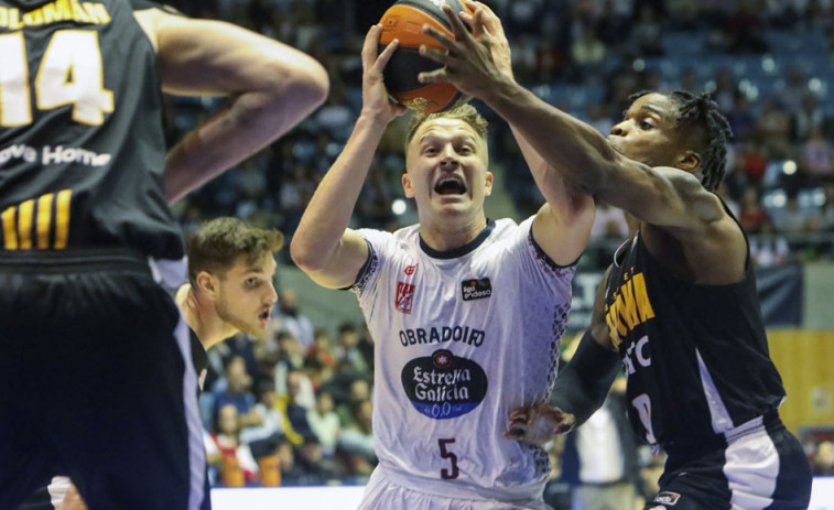 El Obradoiro sufre para tumbar a un combativo Girona (85-79)