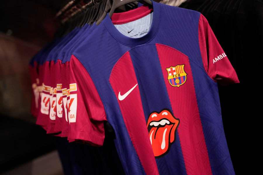 La camiseta de los Rolling Stones genera 'Satisfaction' entre los fans del Barça