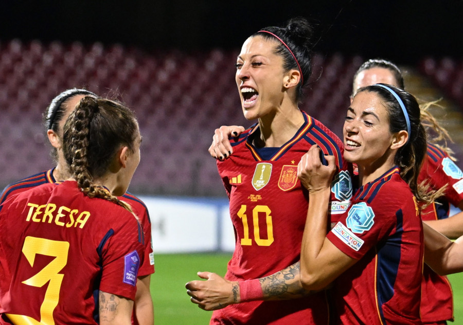 Jenni Hermoso da el triunfo a España en su regreso (0-1)