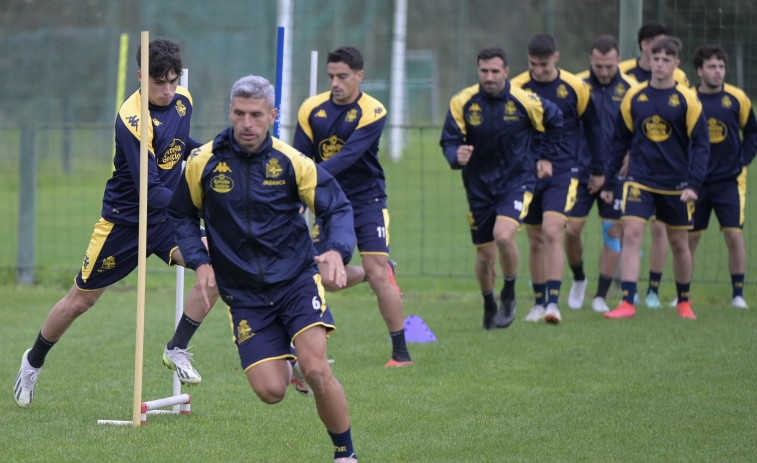 Salva Sevilla y Balenziaga, presentes en el entrenamiento previo al duelo ante del Nàstic