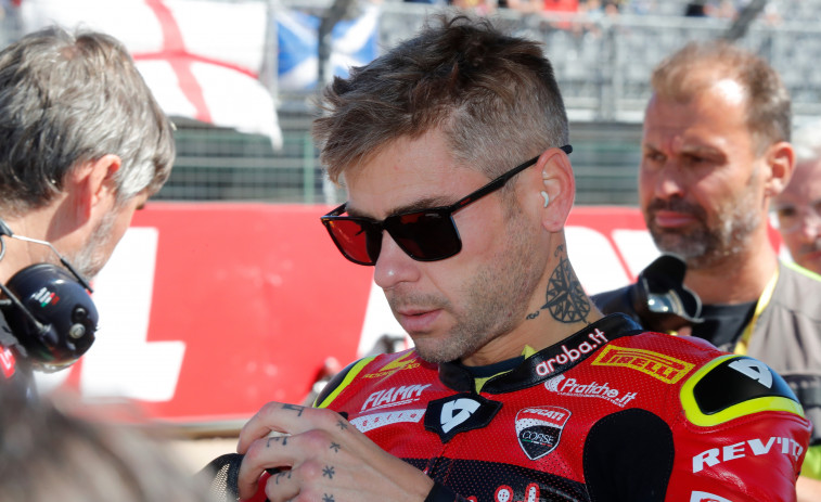 Álvaro Bautista gana en Jerez y se proclama campeón del mundo