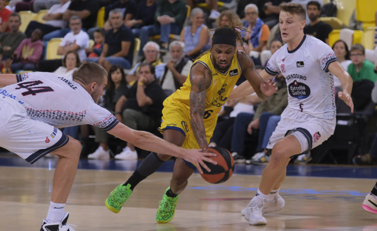 El Obradoiro hace sufrir al Granca, pero cae en Las Palmas (87-80)