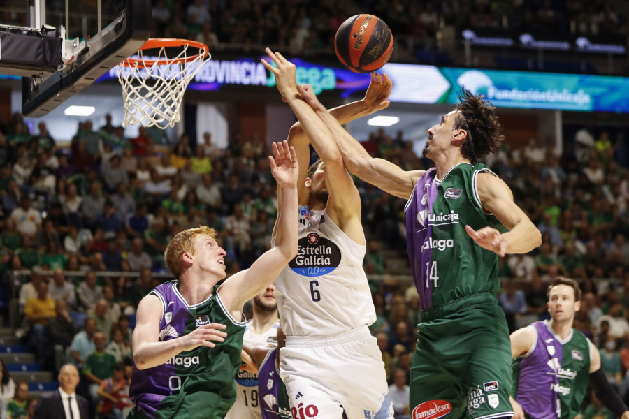 El Unicaja sigue haciéndose fuerte a costa del Breogán (87-70)