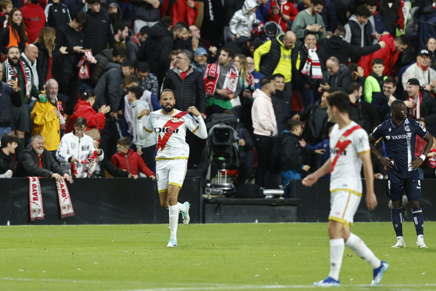 Bebé vuelve a salir al rescate del Rayo (2-2)