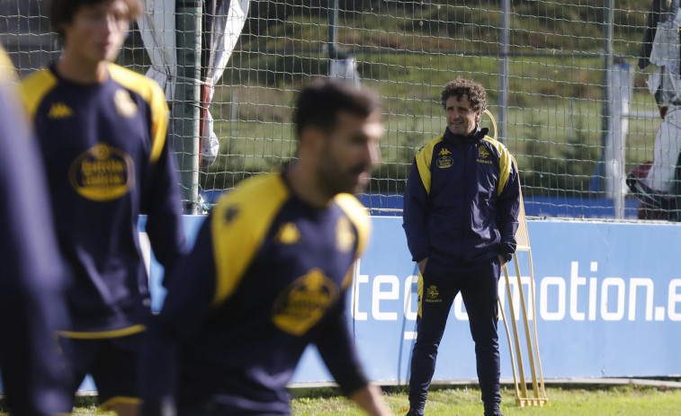 Idiakez pide al Depor “progresar”