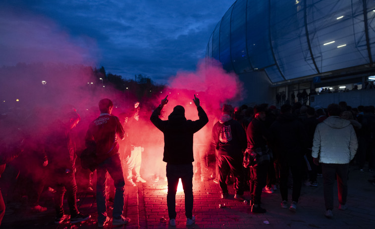 Libertad para los detenidos por los altercados en la previa del Real Sociedad - Benfica