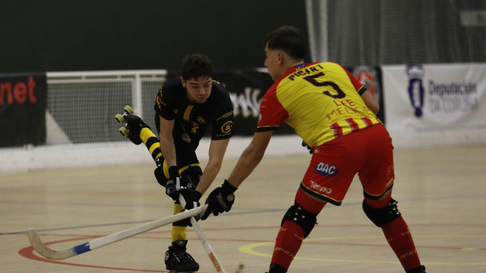 El Dominicos cae contra el Manlleu, víctima de sus errores (2-5)