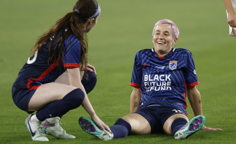 Rapinoe dice adiós al fútbol entre lágrimas: 
