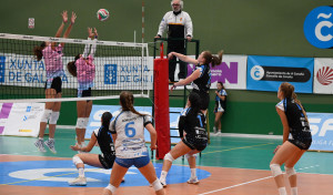 El Zalaeta supera al VP Madrid en tres sets y se coloca tercero en liga