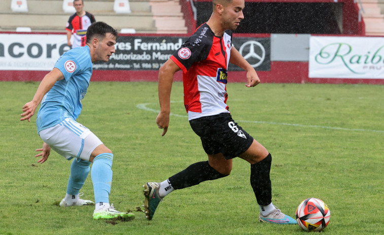 Antón Concheiro: “En casa, el Arosa tiene que ser favorito ante cualquier rival