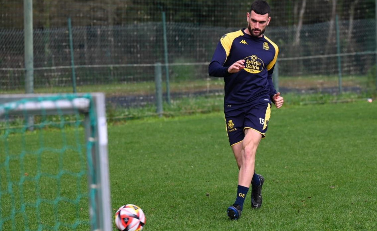 Pablo Vázquez vuelve a entrenar con el Depor