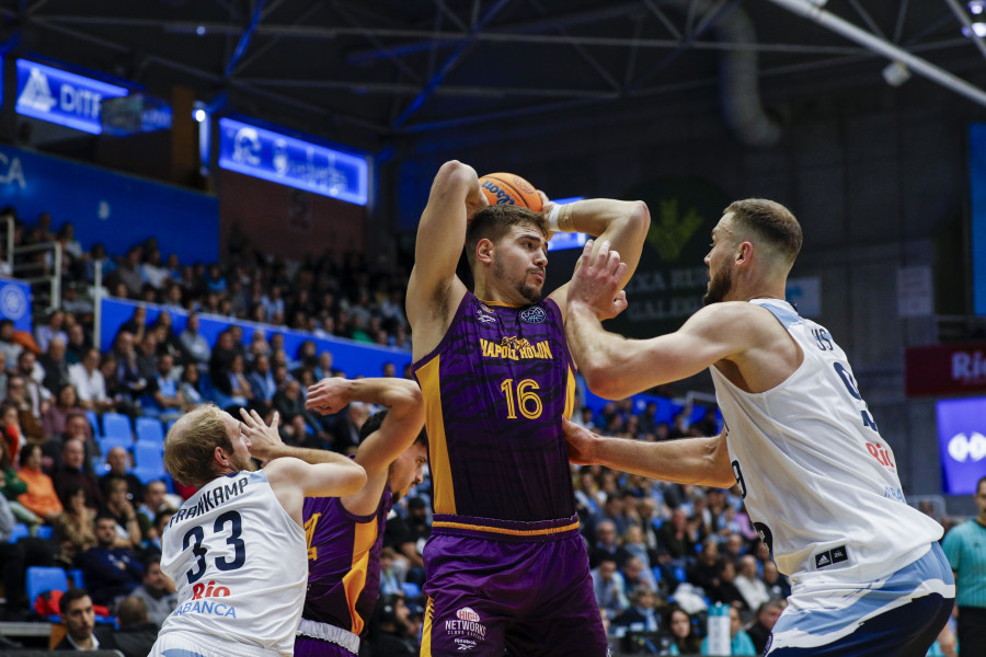 El Breogán tumba al Hapoel Holon con un sensacional Diouf (82-72)