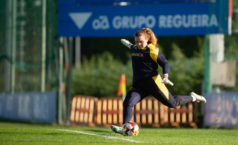 Lucía Alba: “Ves a 7.000 personas en Riazor y piensas: esta temporada tiene que ser sí o sí”