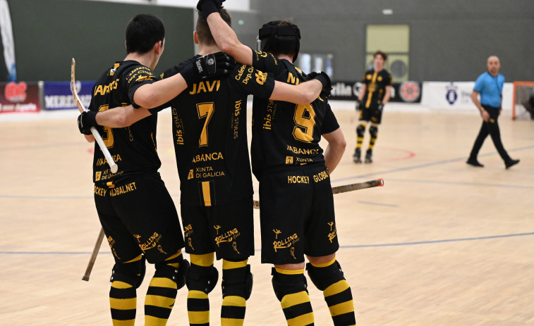 El Dominicos toma aire con un necesario triunfo ante el Vic (3-2)