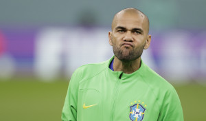 Deniegan de nuevo la libertad a Dani Alves al persistir el riesgo de fuga