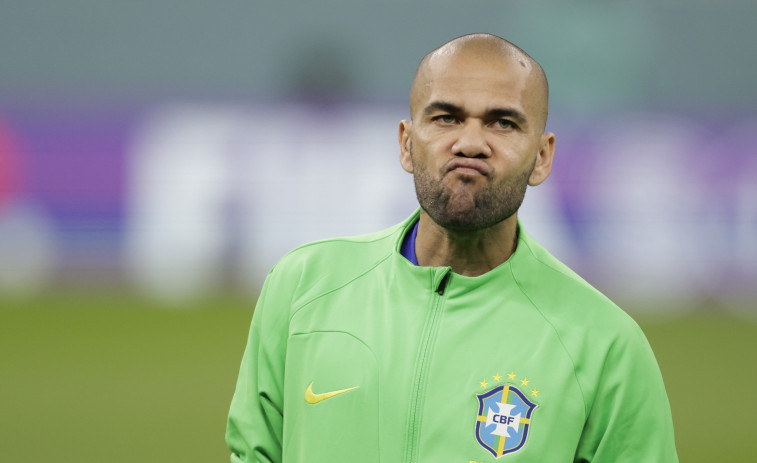 Alves pasará el fin de semana en prisión tras otro día sin abonar el millón de fianza