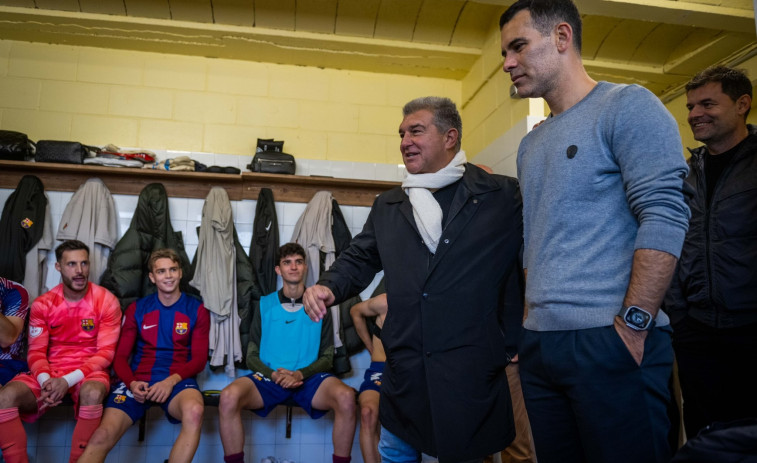 Reencuentro del Depor con Rafa Márquez, leyenda azulgrana ahora en el banquillo del Barça Atlètic