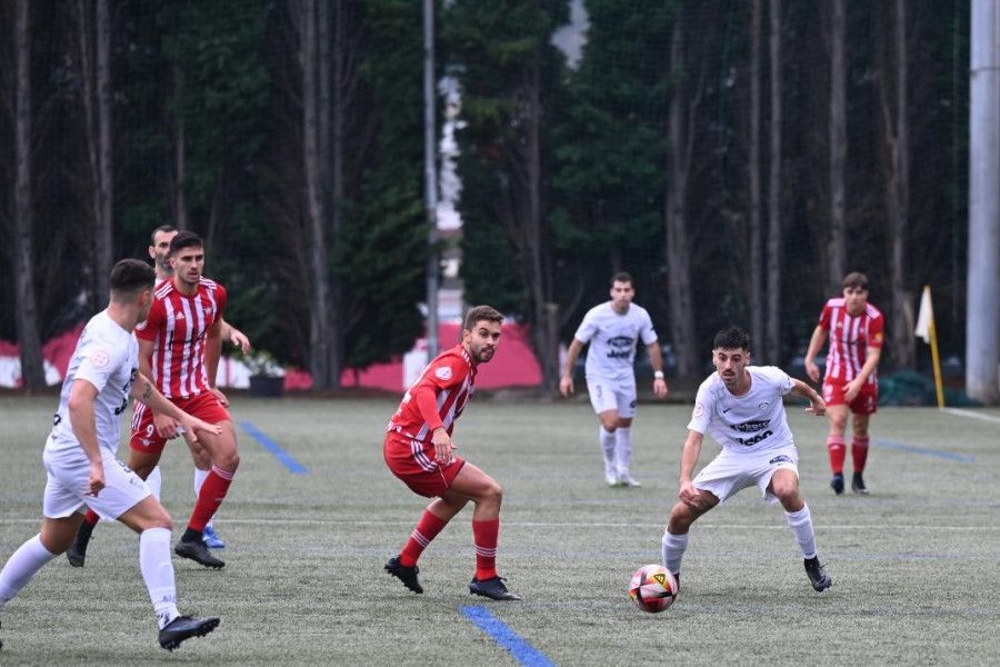 Debut de Bugy en el Silva, en el derbi contra el Arteixo