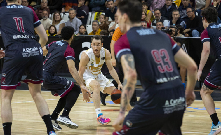 El Obradoiro sorprende al Tenerife en un duelo de infarto (87-92)