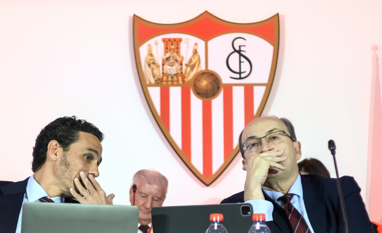 La junta de accionistas del Sevilla rechaza por segundo año las cuentas del club