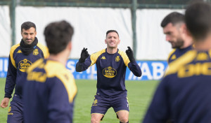 Lucas y Mella entran en una convocatoria con toda la primera plantilla y Rubén López