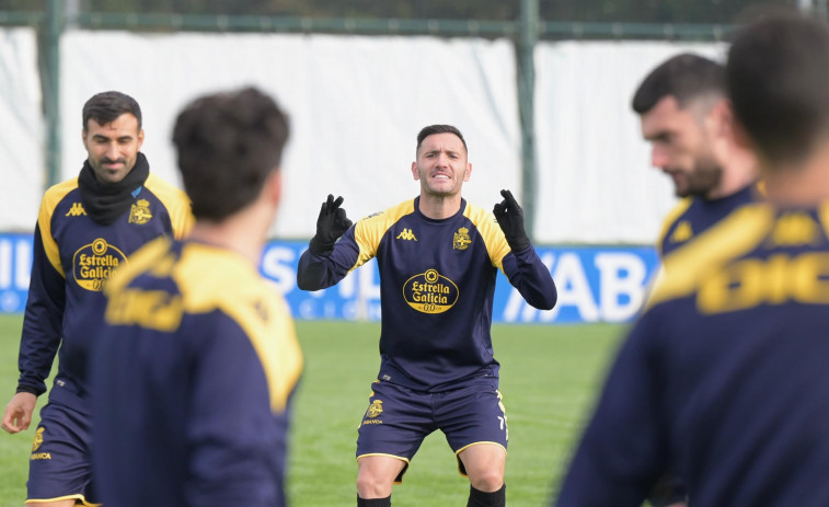 Lucas y Mella entran en una convocatoria con toda la primera plantilla y Rubén López