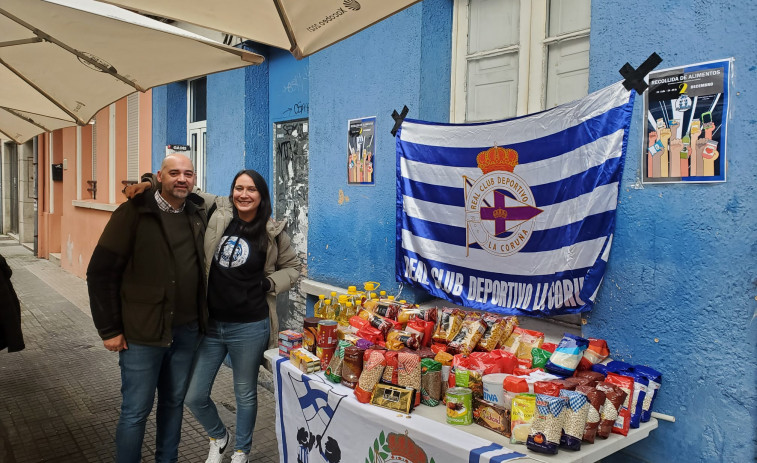 La peña ‘Chaflán’ puso su granito de arena contra el hambre