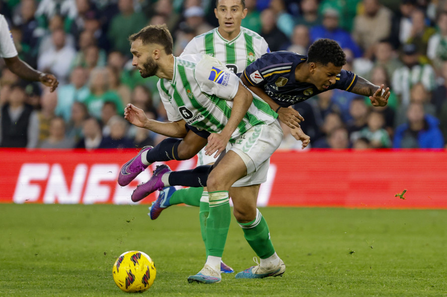 El Real Madrid no puede con el Betis y pone en peligro el liderato (1-1)