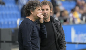 Idiakez sigue, de momento, en el Depor