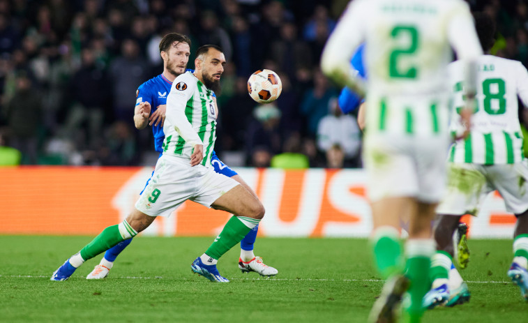 El Betis cae ante el Rangers y pasa a la Liga Conferencia (2-3)