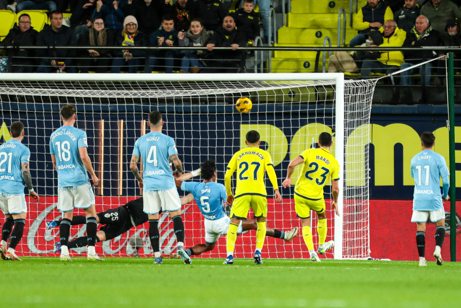 El Villarreal pasa del festival al sufrimiento ante el Celta (3-2)