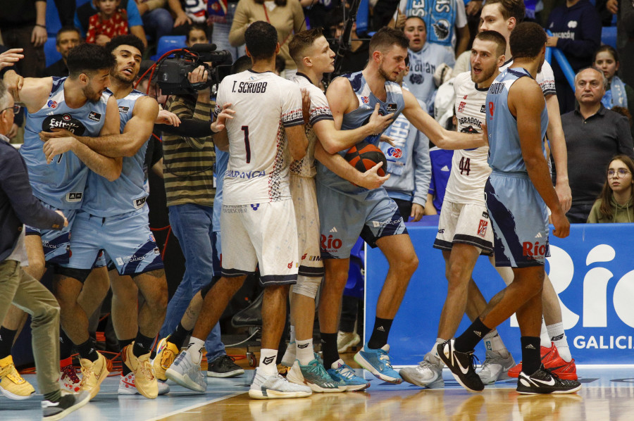 Thomas Scrubb lidera el histórico triunfo del Obradoiro en Lugo (88-90)