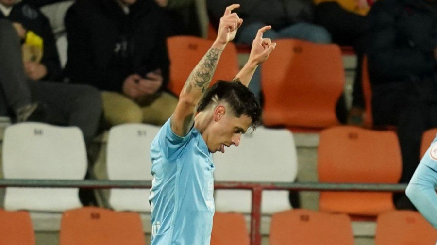 El Celta Fortuna consolida su liderato en el Anxo Carro