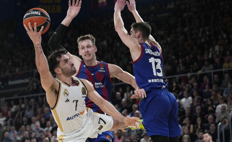 Vesely impulsa la resurrección del Barça  (83-78)