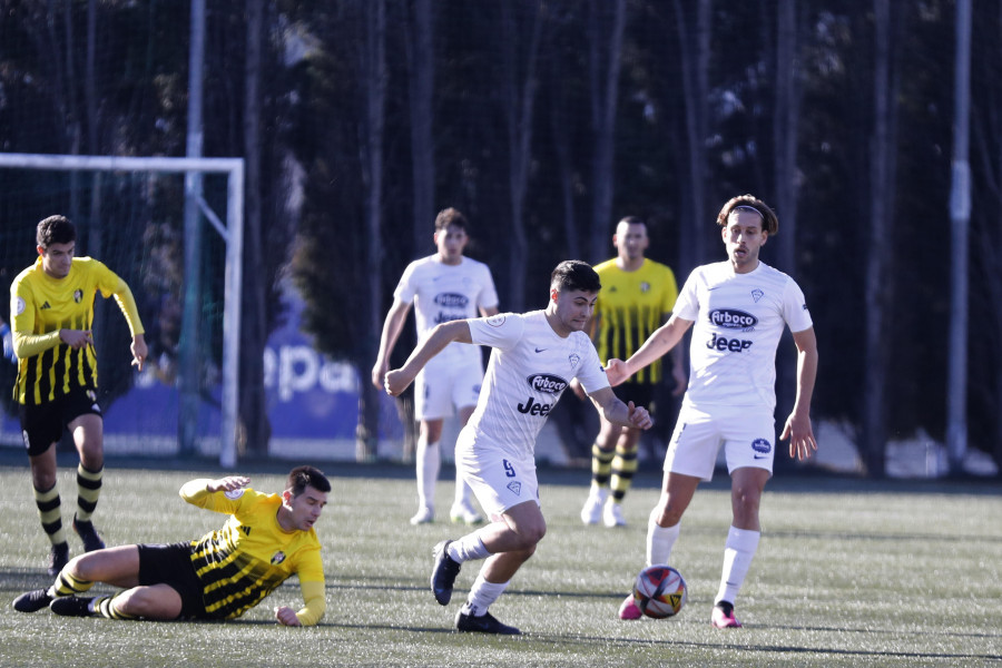 El Silva deja escapar la victoria tras adelantarse con gol de Lema