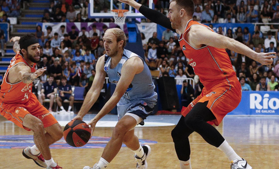 Frankamp rescinde su contrato con el Breogán