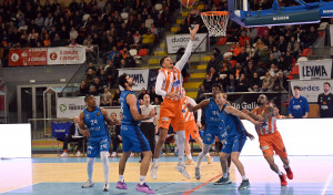 Noche histórica: Leyma Basquet - Baloncesto Melilla