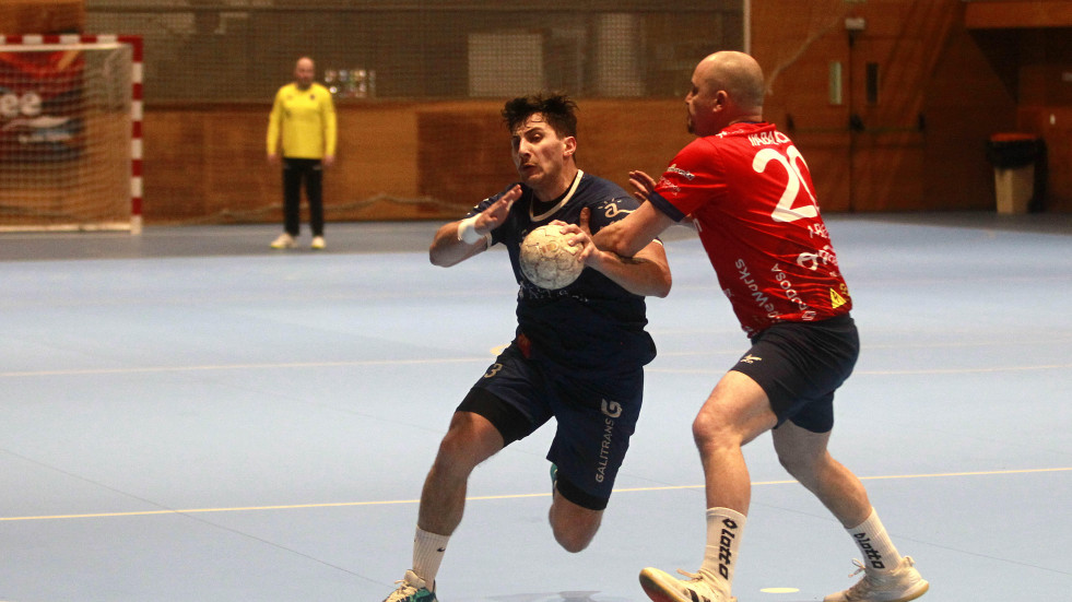 El OAR se regala una goleada para abrir el año (31-24)