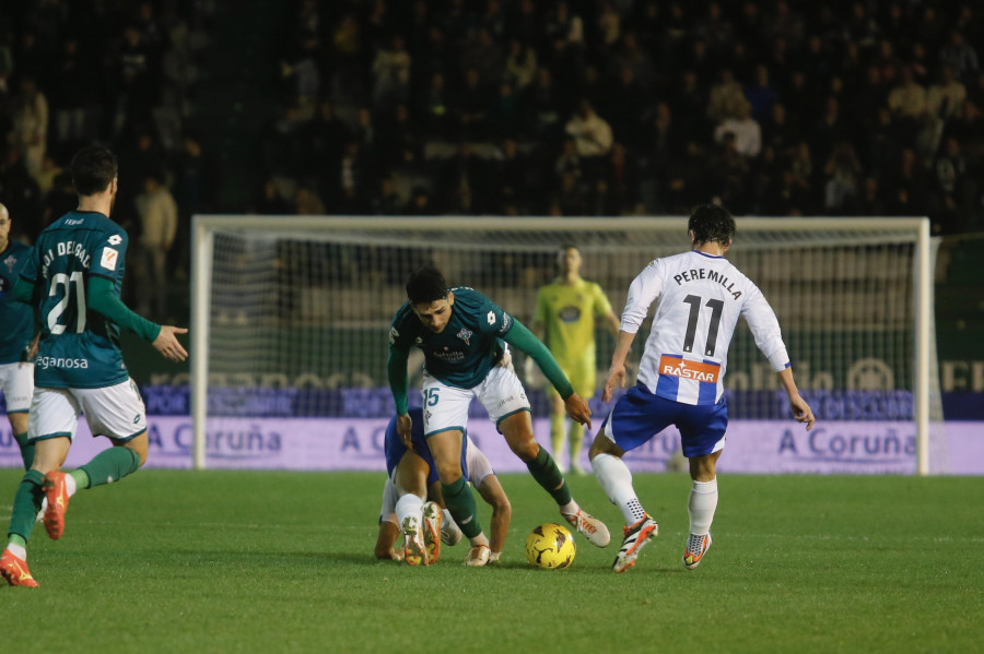 El Racing de Ferrol no pasa del empate y sigue segundo (0-0)