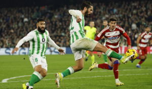 Un gol de Isco en el tramo final le devuelve al Betis la sonrisa (1-0)