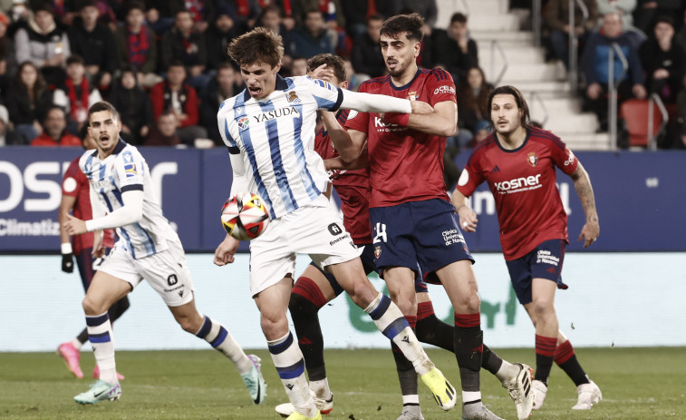 La Real Sociedad saca adelante  un complicado choque ante Osasuna (0-2)