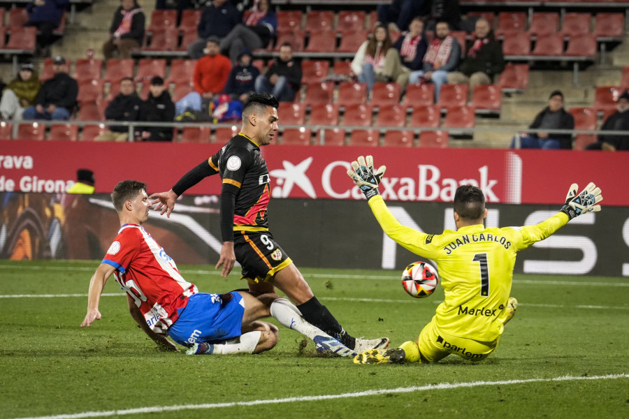 El Girona gana al Rayo Vallecano  para acceder a cuartos de final (3-1)
